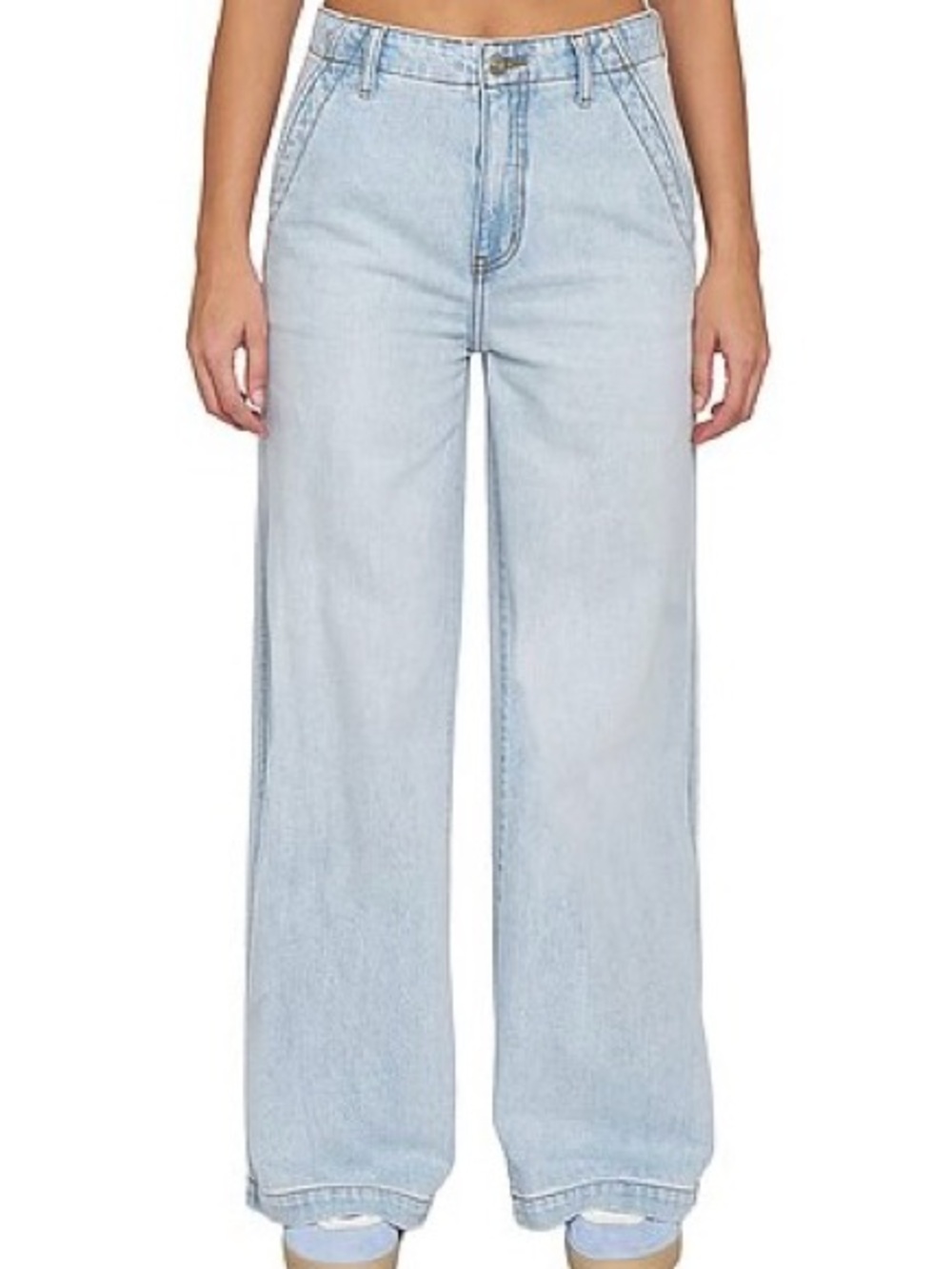 High-Rise Wide Leg Jeans in Light Blue Wash